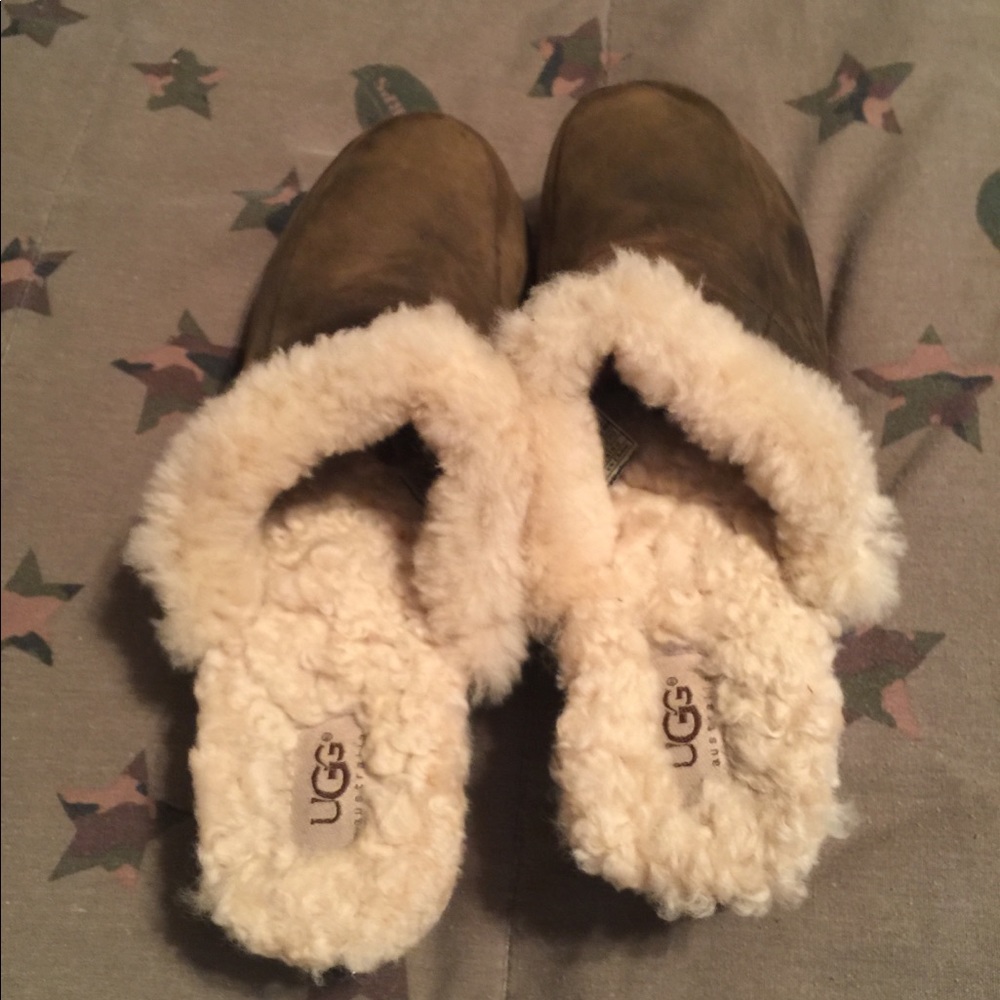 Uggs Mules - image 4